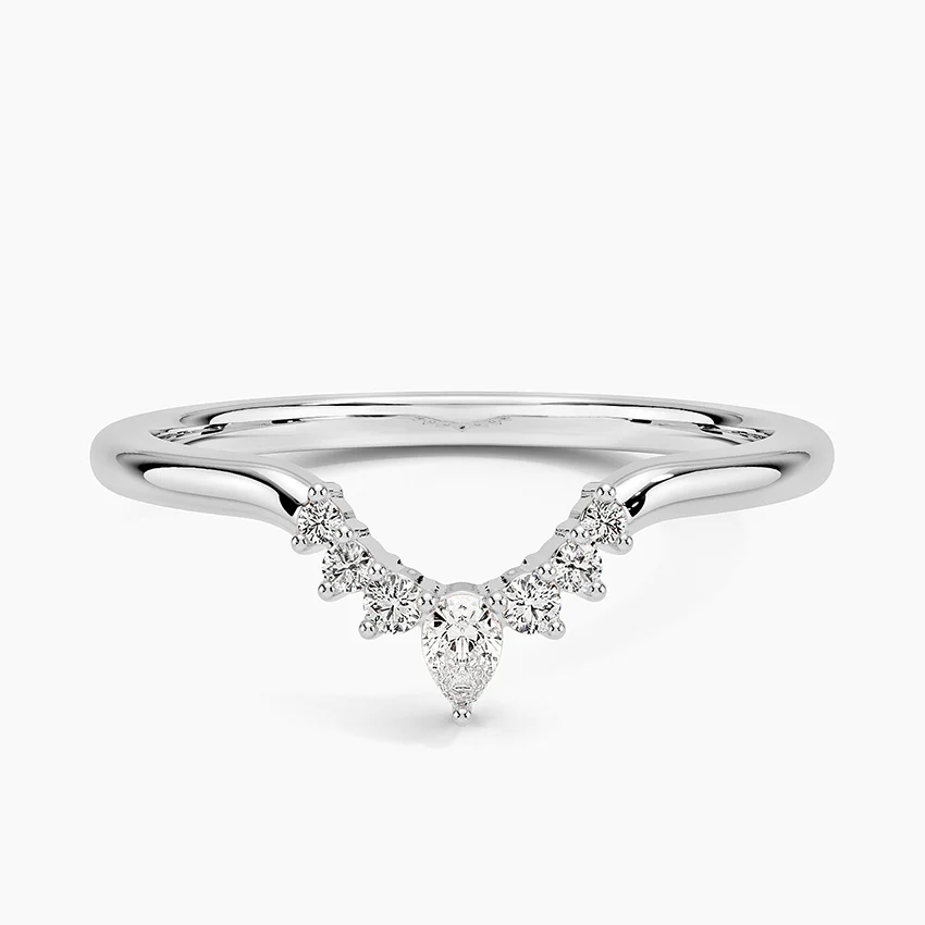 Yara Lab Diamond Ring