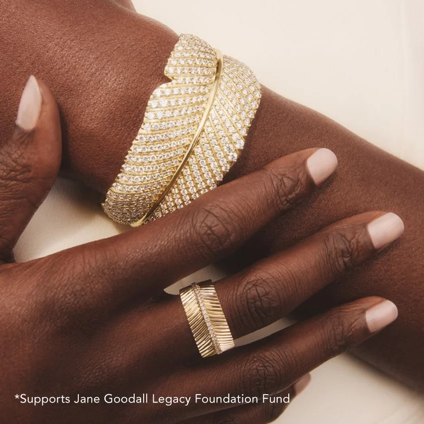 Jane Goodall Pavé Leaf Lab Diamond Cuff Bracelet (12 1/2 ct. tw.) in 18K Yellow Gold - Image 3